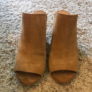 Lucky Brand Hazel Bean Mule Suede Size 7.5